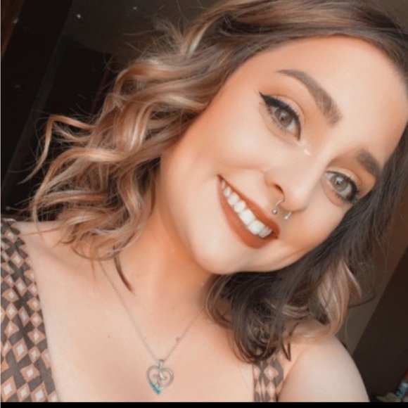 Meet your Posher, Miranda - Picture 1 of 1